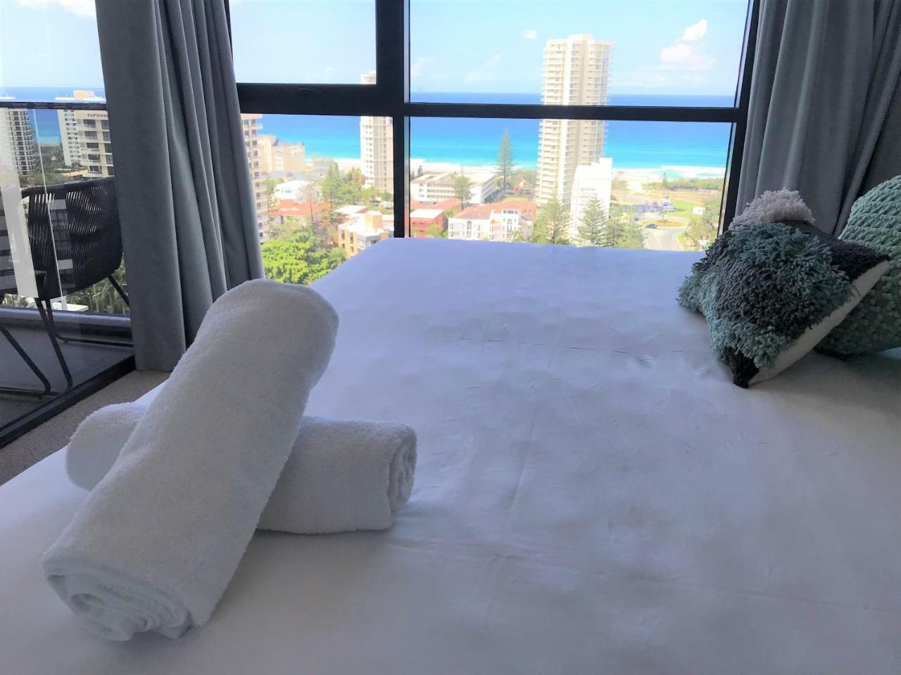 Qube Broadbeach Ocean View Apartments Χρυσή Ακτή Εξωτερικό φωτογραφία